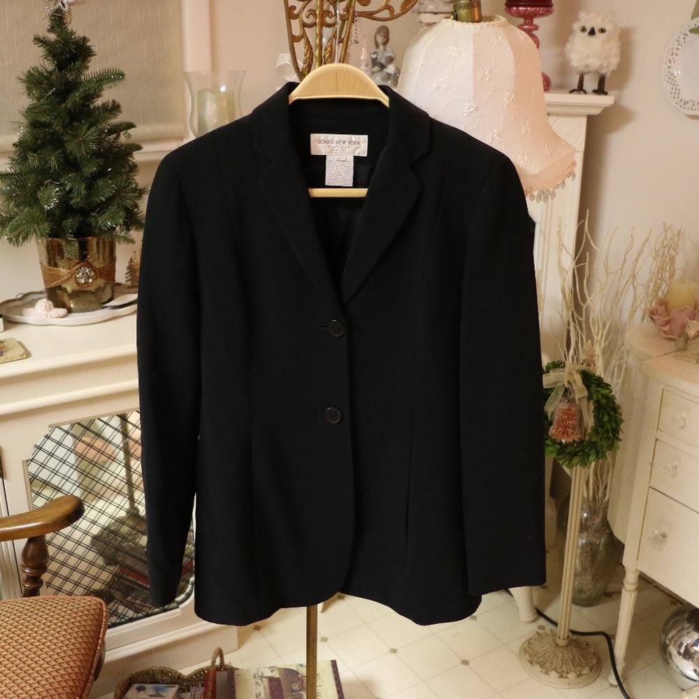 Jones New York Platinum Blazer